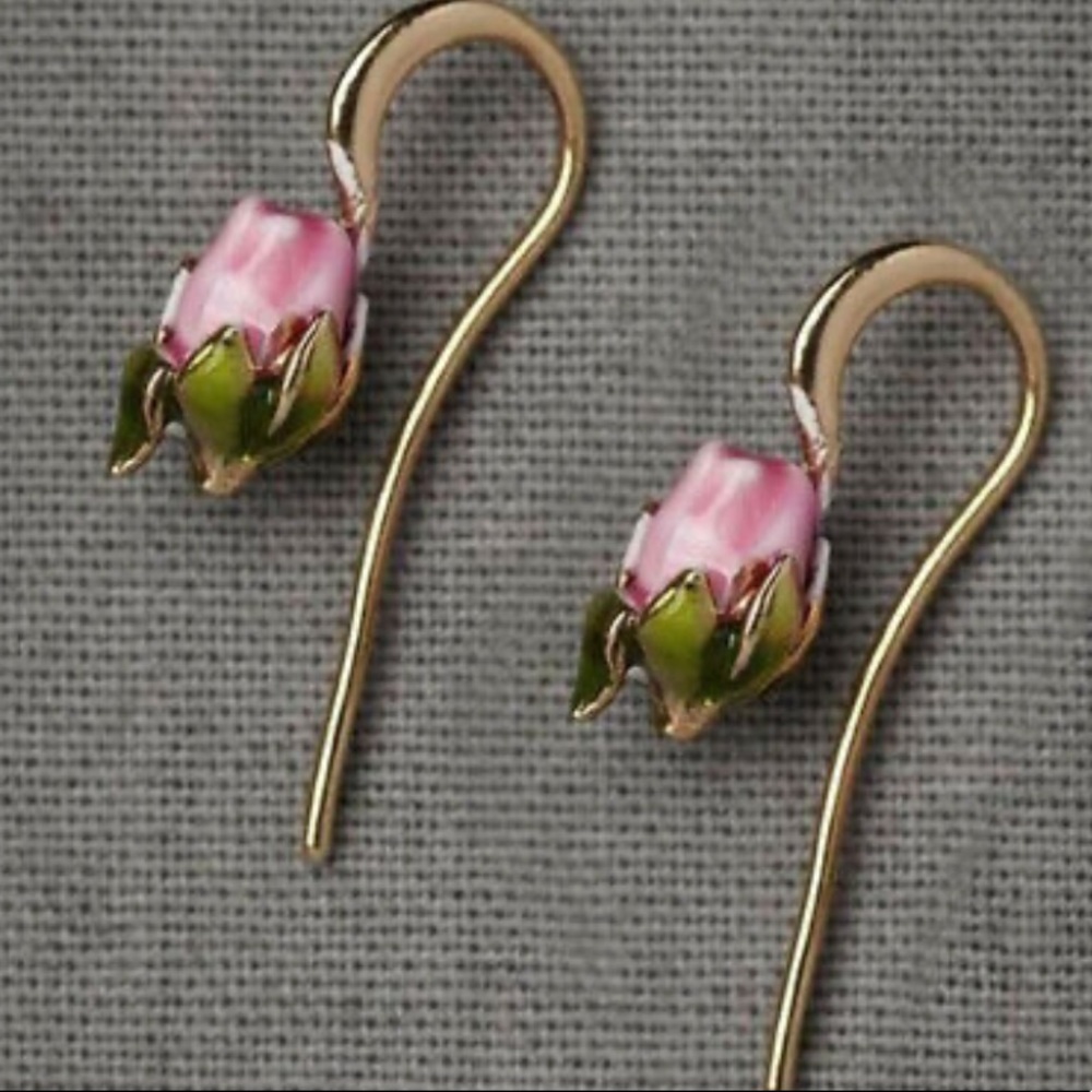 New UNIQUE 18K GOLD Plated Flower Earrings